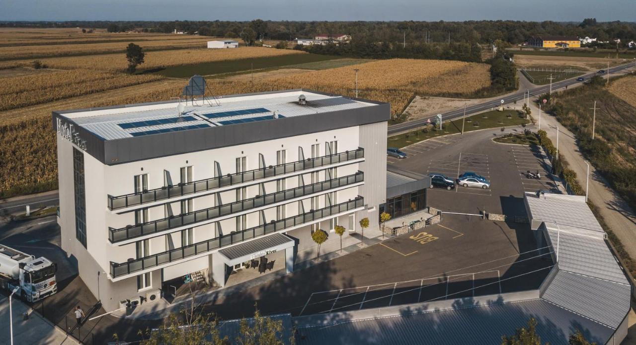 Hotel River Bijeljina Luaran gambar