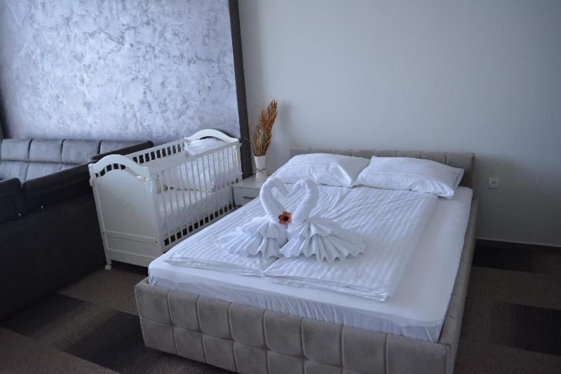 Hotel River Bijeljina Bilik gambar
